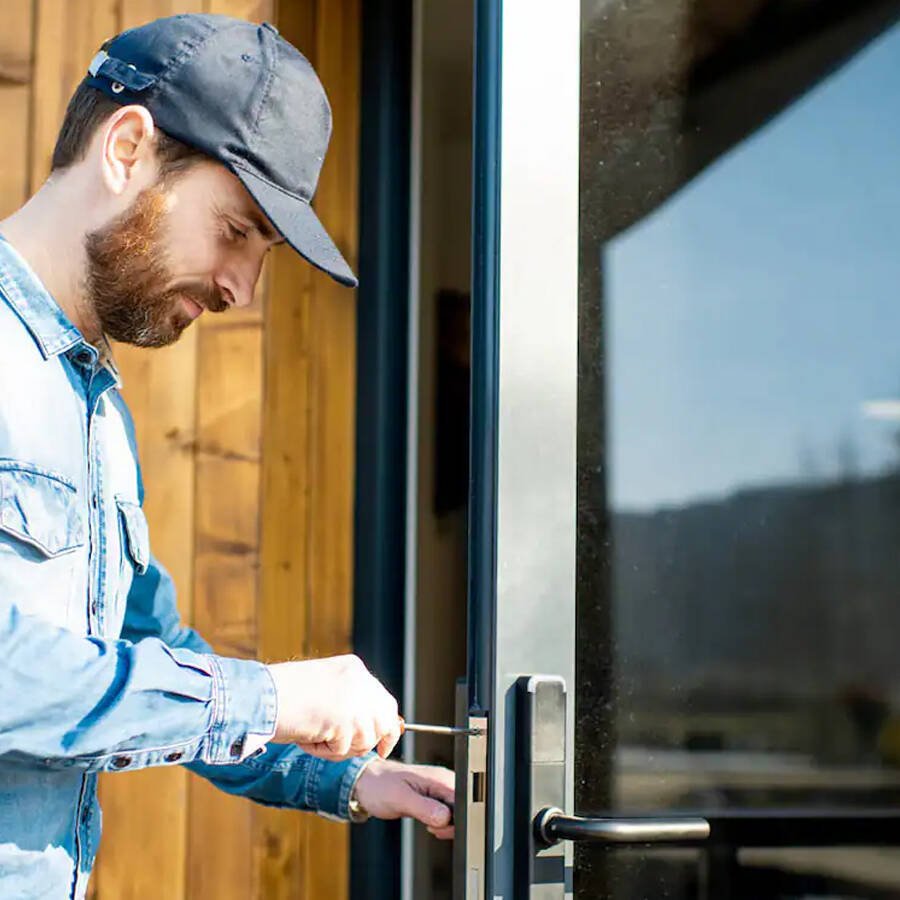 Commercial Locksmith Service 